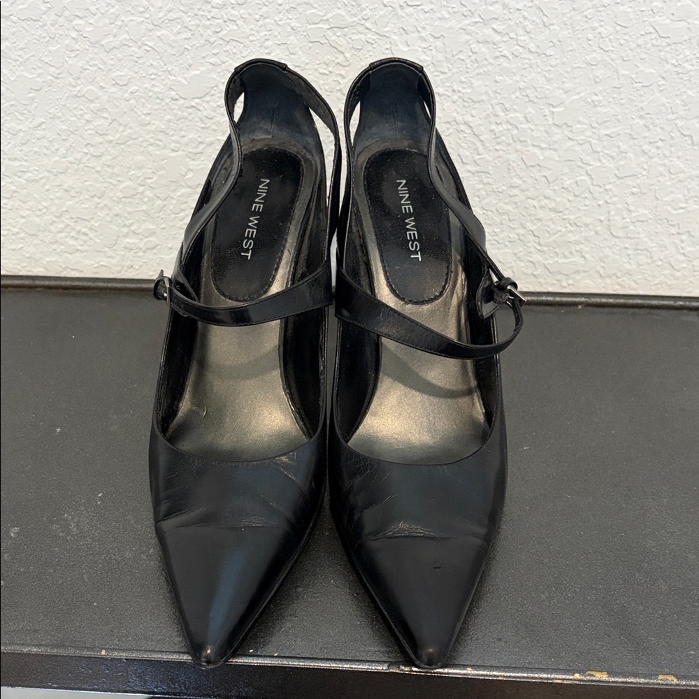 Nine West Black Pointed Toe Heels